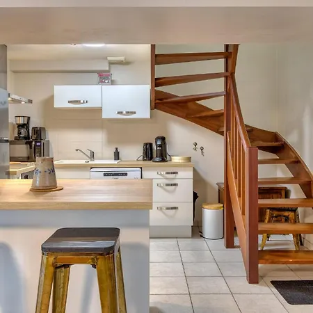 2 Bedroom Awesome In *