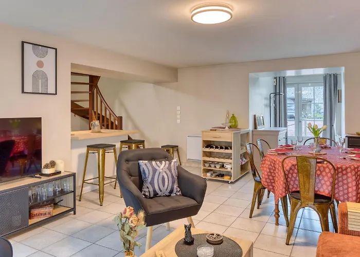 Feriehus Lovely In *