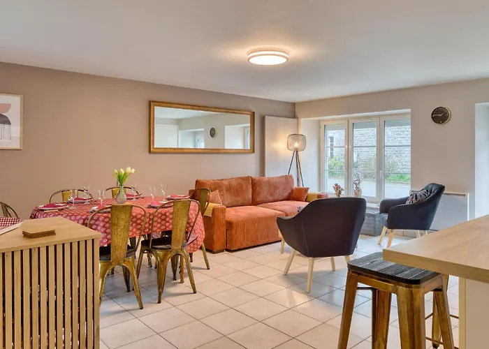 Lovely In Feriehus Hauteville-sur-Mer